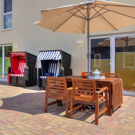 Haus Strandkoerv Mit Fass-Sauna Loddin Esterno foto